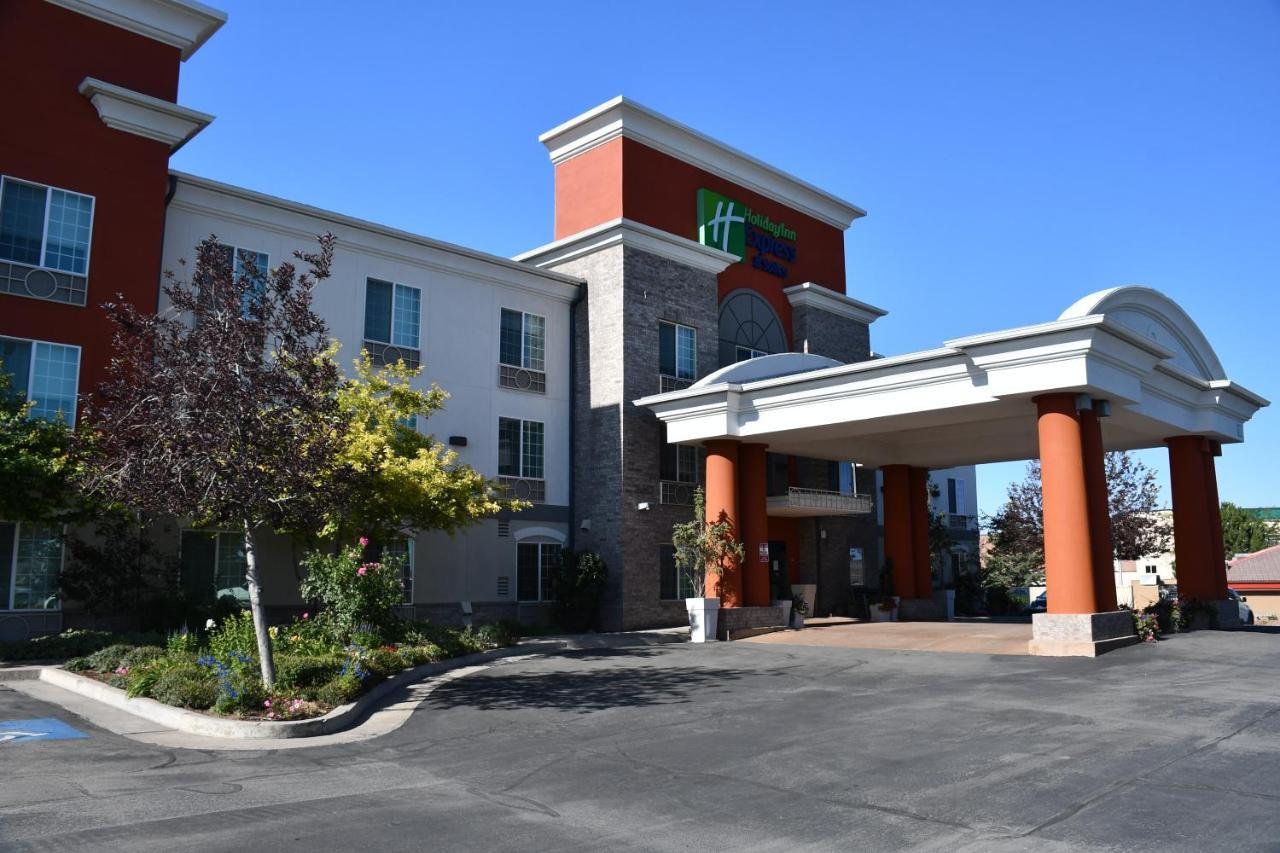 Holiday Inn Express Hotel & Suites Evanston By Ihg Dış mekan fotoğraf