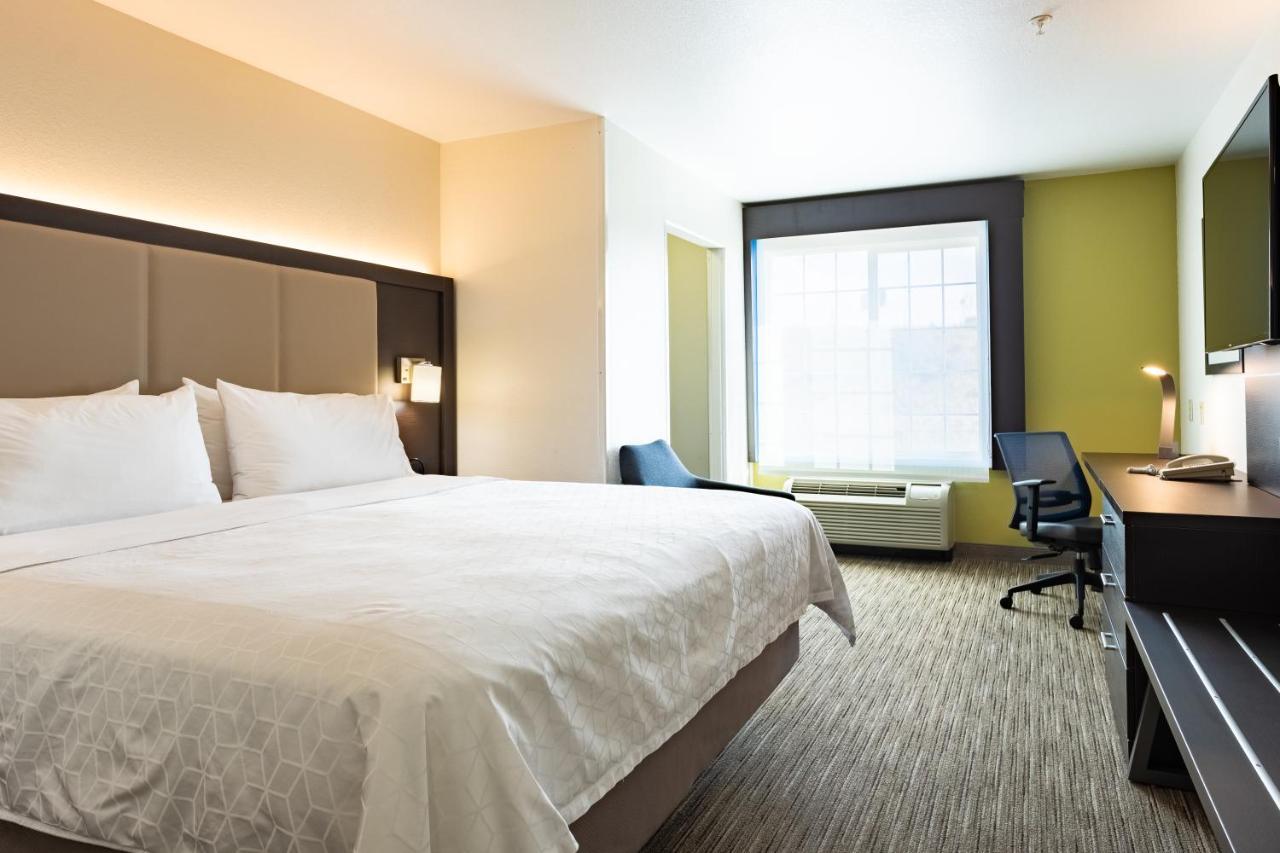 Holiday Inn Express Hotel & Suites Evanston By Ihg Dış mekan fotoğraf