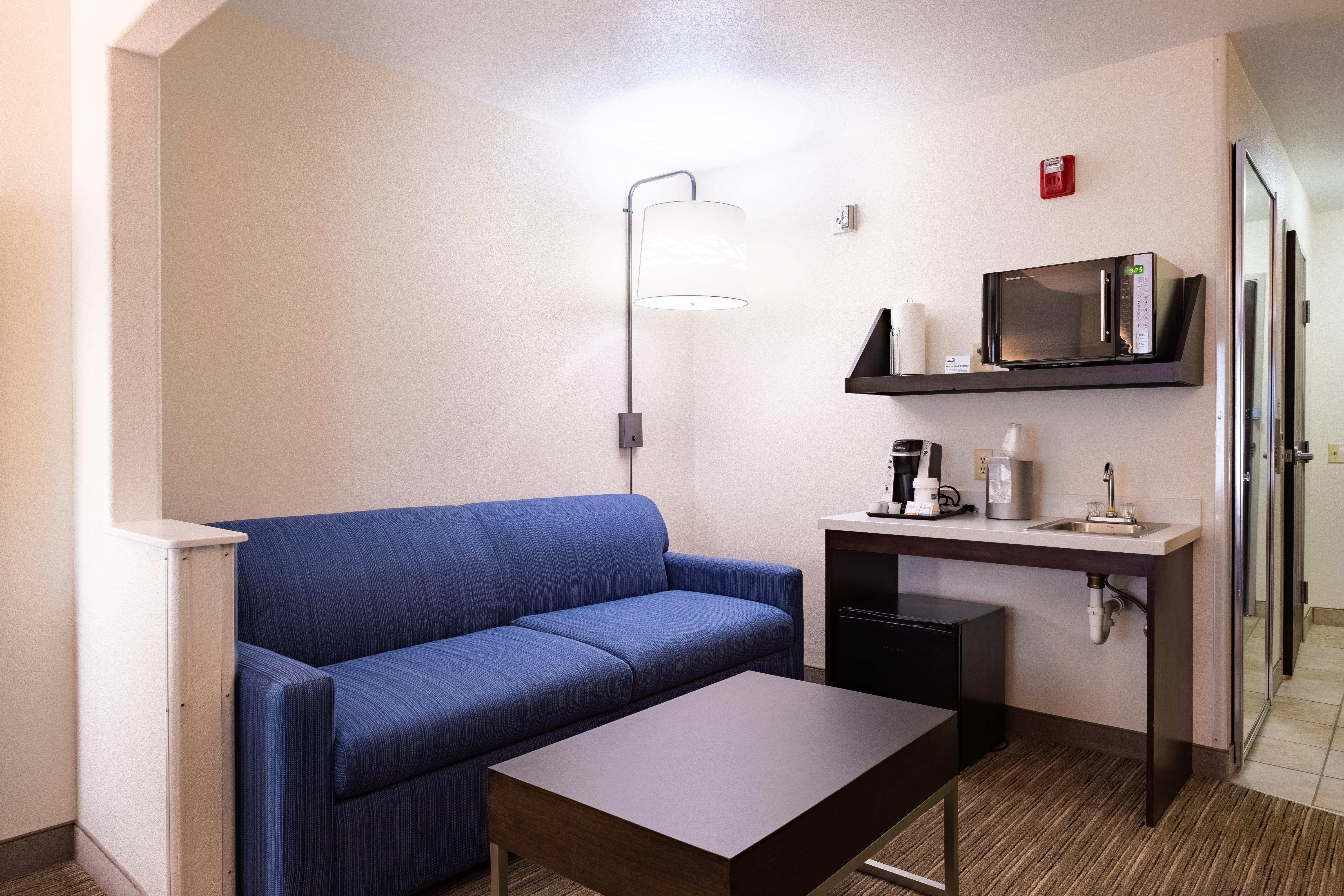 Holiday Inn Express Hotel & Suites Evanston By Ihg Dış mekan fotoğraf